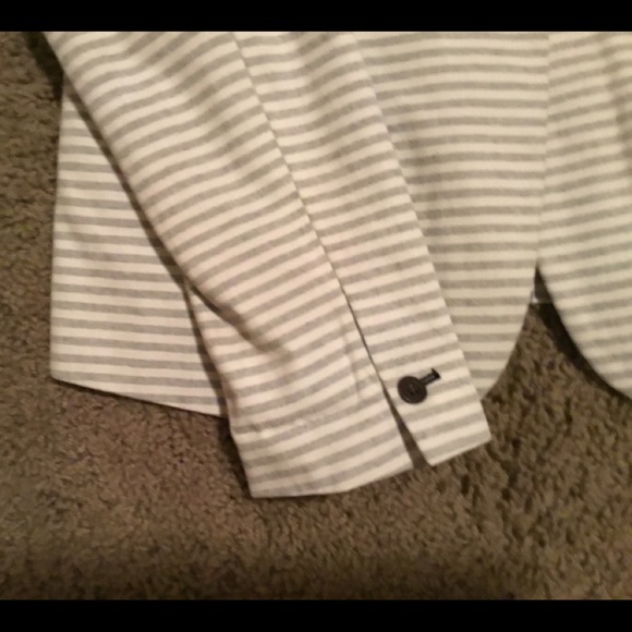 Jacket/Blazer - Picture 5 of 10